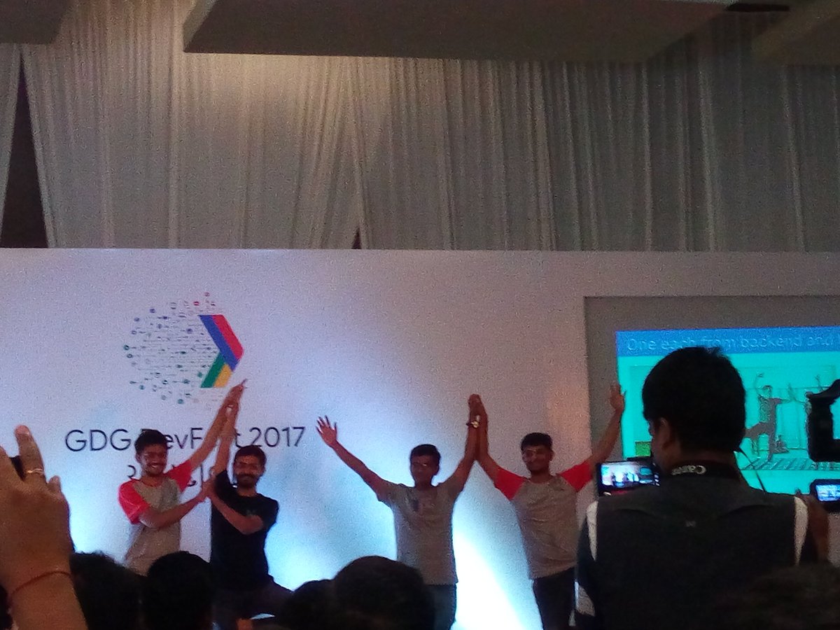 Alva_Srinivas's tweet photo. Back-end ^&amp;^ front-end
#GDGDevfest2017 #GDG #DevFestAhm #devfest17 https://t.co/xPTYgrKDem