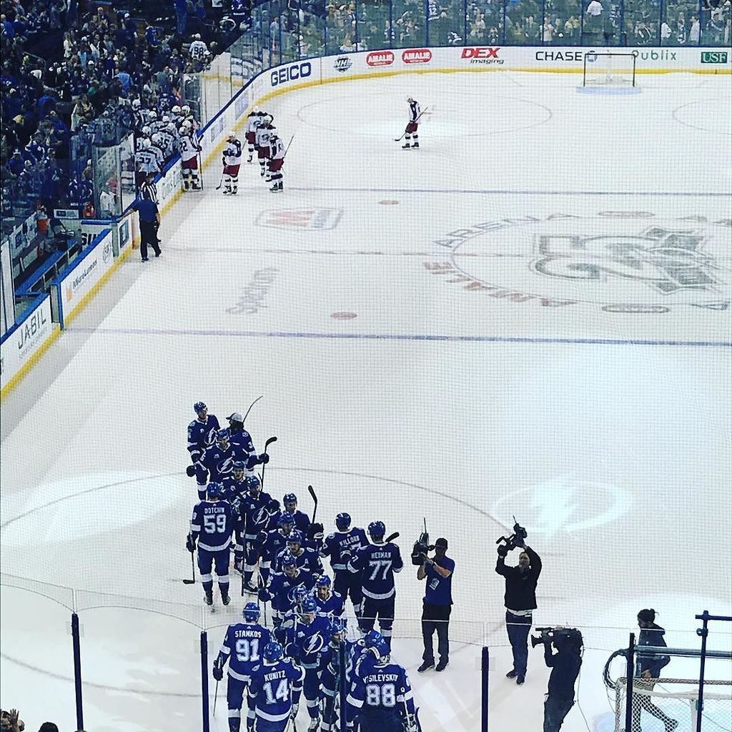 tony_baroni's tweet photo. Bolts WIN!! #overtime #tblightning #bolts #win #tampa #florida #hockey #chaseclub #tonybaroniteam #tampabaylightni… https://t.co/2tgRk5plTP https://t.co/hukbqjFWdg