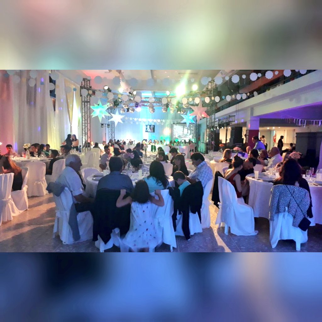 estudioceroevt's tweet photo. ➡Comenzamos la noche de Luli👑 en Alem!!! #LULIFEST🎉 #15AÑOS
#SOMOSESTUDIOCEROEVENTOS👆 https://t.co/5j6CrXzyiA