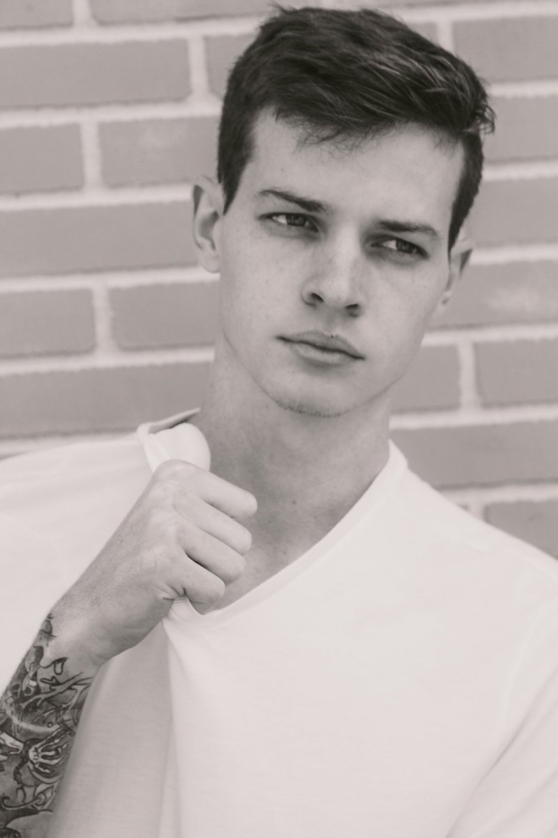 ItsHunterPrince's tweet photo. #model #malemodel

3 of my latest IG post :) Make sure to give me a follow on IG-->https://t.co/mmHYCl19Q7 https://t.co/pvQ2y9k61F