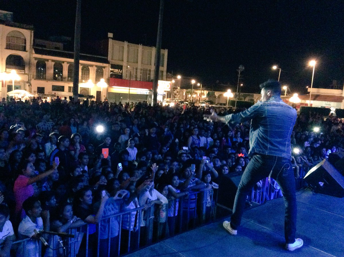 guzprees's tweet photo. Feliz Cumpleaños 🎁🎂🎉🎊 
Gracias por compartir todo tu Maravilloso talento 😎👊🏽💥 @soyjuansolo  #Capitulo1 https://t.co/DTaGyfVQ8K