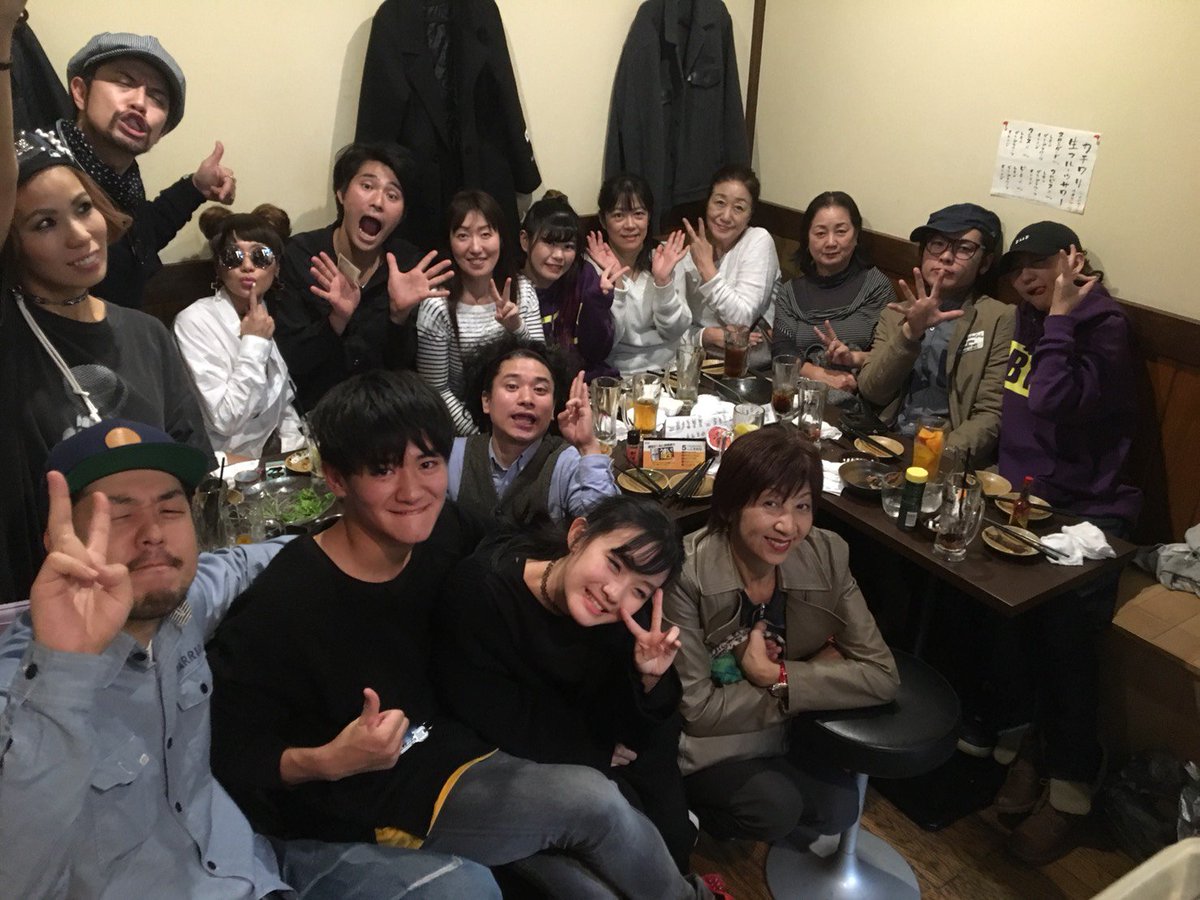 funahara6351's tweet photo. #D_SHOCK 無事に終える事が出来ました!リハ1回しか参加出来ず共演者の皆様にご迷惑おかけしました。でも皆良い人で色々教えてくれて無事に踊れました!応援団の#チームおかあわん、コロさん、大樹、#ガンズジュンジュン、守さん本当に有難う御座いました!BMB、ダンサーズありがとー! https://t.co/APzDULUNhw