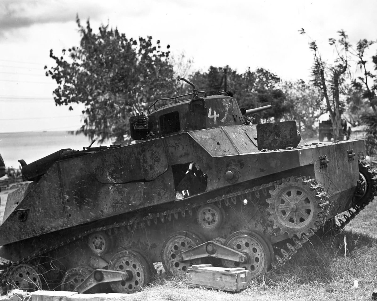 Подбитый японский танк 1945. Танк type 97 chi-ha. Японский танк 2 мировой. Японский танк 2 мировой. Японский танк ха-го тип-95.