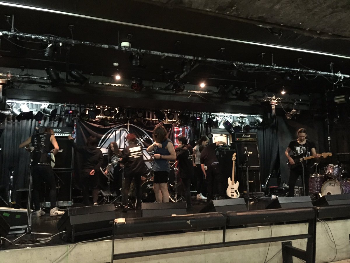 spiritualbeast's tweet photo. 昨日はJAPANESE ASSAULT FEST1日目にお越し頂いた皆さま、ありがとうございました‼️
楽しんでいただけましたか?!本日2日目もよろしくお願いします😄✨
当日券もございます🎵
只今AIR RAIDリハなうです!#jaf17 https://t.co/xxZpHUCXNR