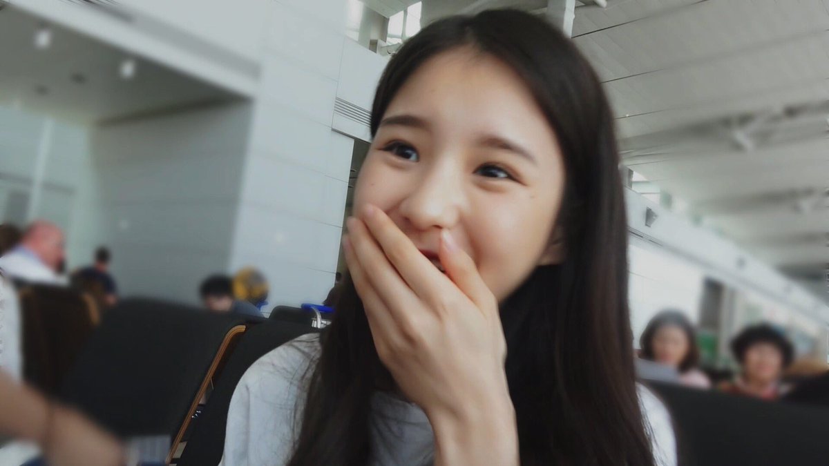 loonatheworld's tweet image. #이달의소녀탐구 200회 기념 이벤트! 애정이 가득한 댓글을 달아주셔서 감사합니다😍  당첨자를 확인하세요🎉▶️goo.gl/BxotTd #loonatv #이달의소녀 #LOONA