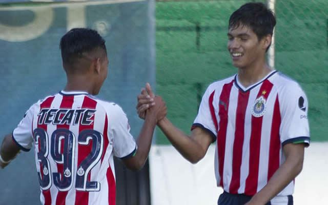 784Noticias's tweet photo. MONARCAS SUB15 CAE ANTE CHIVAS https://t.co/YuQxmeGY8g https://t.co/KcqH2BBzBL