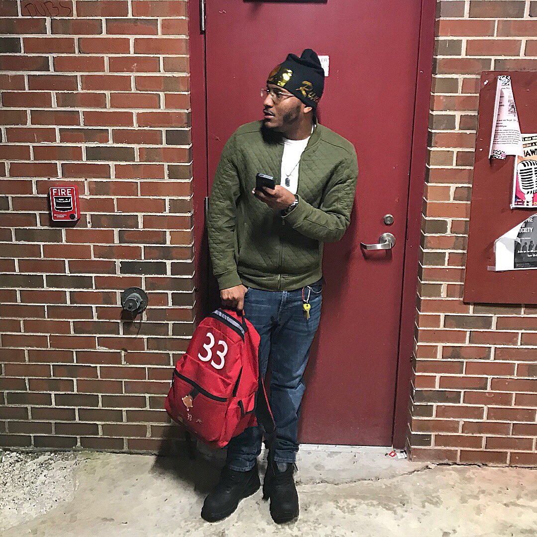 TMGFreaky_'s tweet photo. #SecureTheBagg🎒💰 https://t.co/y15szfQZTv