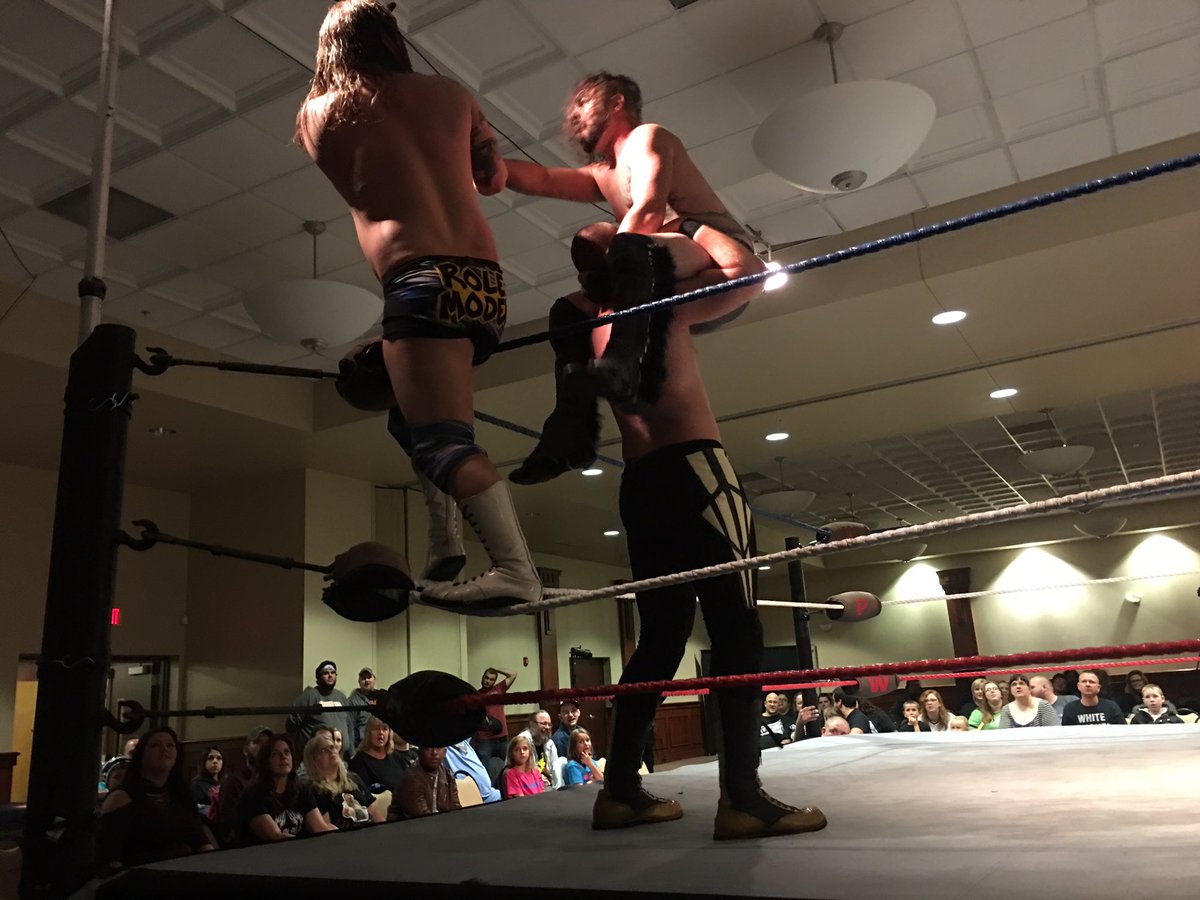 ZachGrigg's tweet photo. @MattyStarGJP wins instant ticket Match #IPWForte @IPWpro @ShotgunRadio1 https://t.co/Kd8qB4JCu3