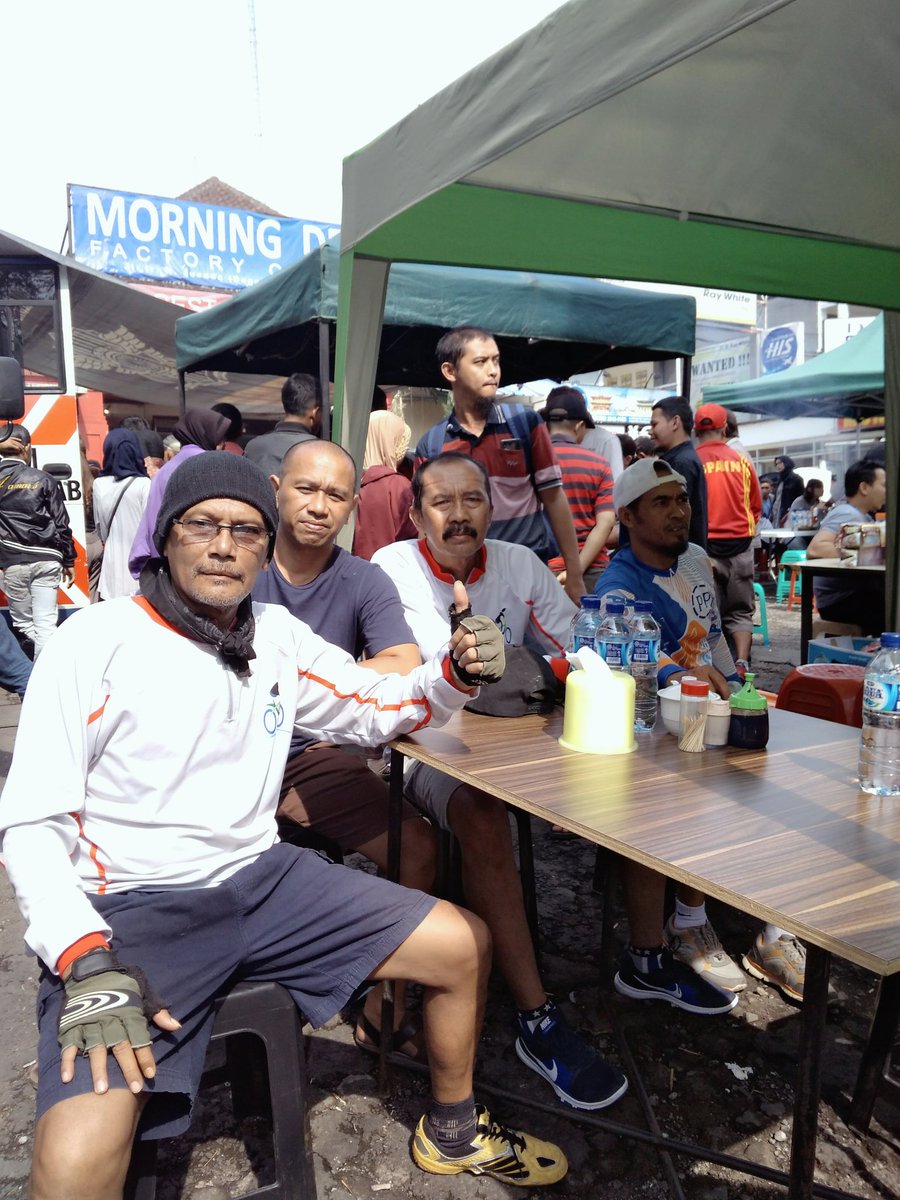 Minggu gowes..#rest <a href="/cfddagobandung/">CFD Dago Bandung</a>
