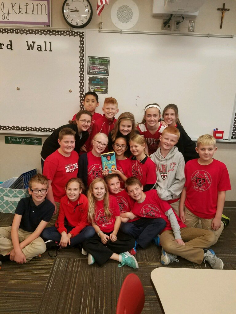 melissadsavage's tweet photo. A very special thank you to Ms. Bosch's class at #TrinityElementary in West Fargo for adding Lemons to your read aloud list! 🐾🍋🌲🔎💛 https://t.co/W0xYLGKWBW