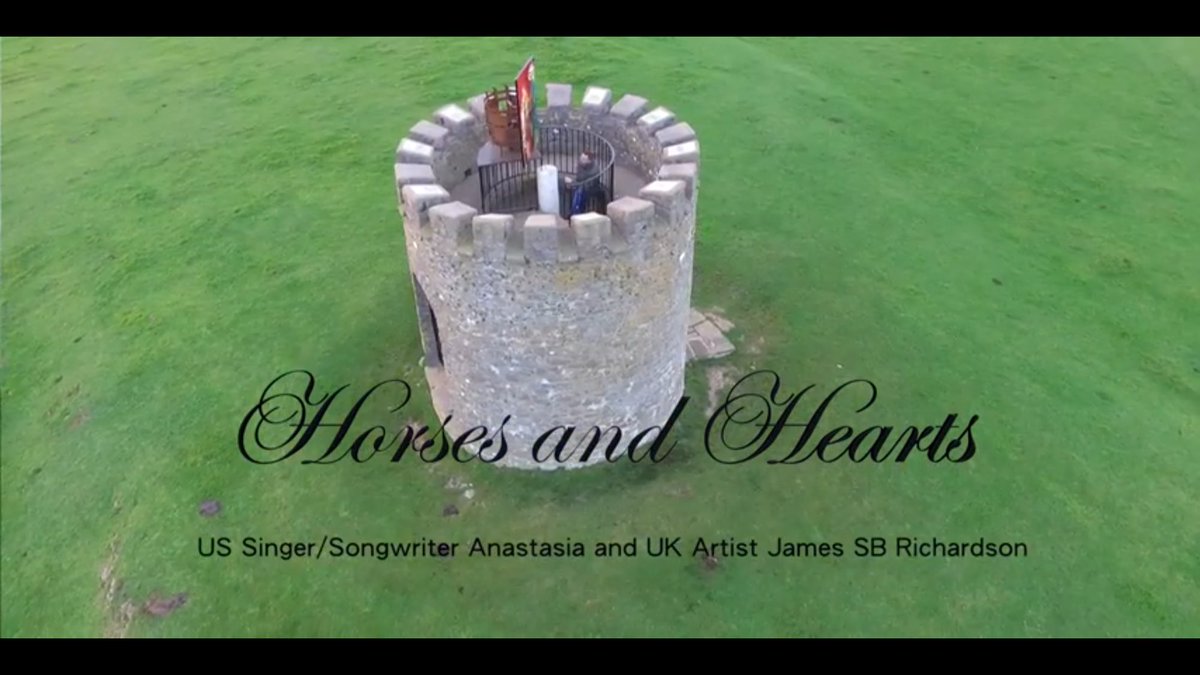 <a href="/SomersetLifeEd/">Charlotte Skidmore</a> UK Artist @hartartwsm featured in US singer songwriter new music video, “Horses and Hearts” youtu.be/_fN3Jz0kCAQ #rt