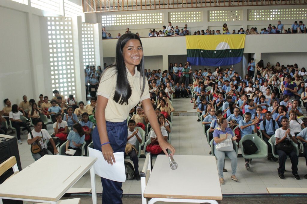 JauaMiranda's tweet image. VENEZUELA VANGUARDIA EDUCATIVA bit.ly/2zdAh0D El saber y el hacer son las principales herramientas para forjar una sociedad humana!