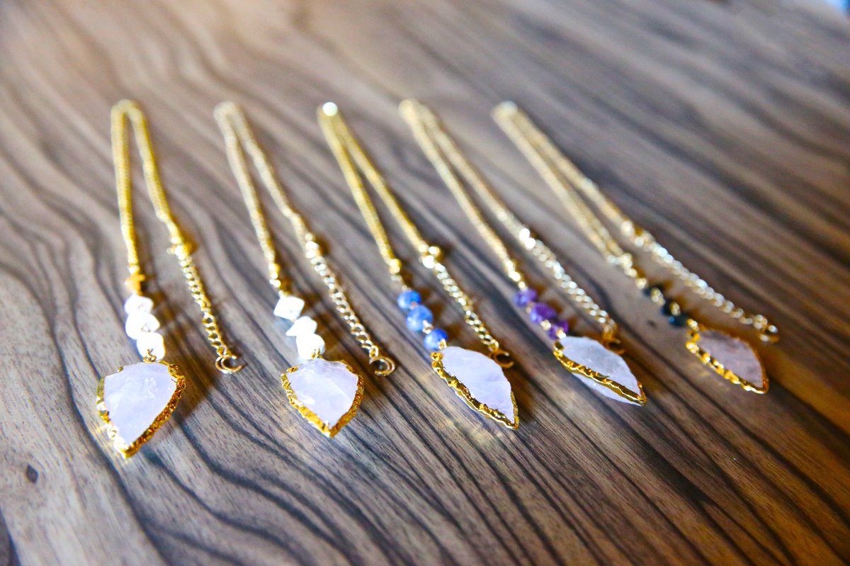J_A_S_M_I_N_E_'s tweet photo. #glamsea x #jasmine collaboration item 天然石ネックレス 5パターン展開 💎 本日も会場で先行予約を受け付けします。 https://t.co/lP36EPianw