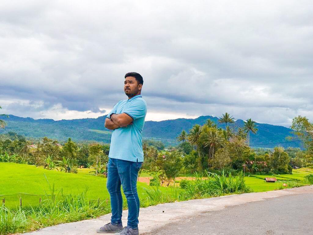 danielmarpaungg's tweet photo. Kampuang nan jauh di mato..... 🎵🎵
#jaditerus
#janganlupabahagia
#awasnyaman
#exploresumbar
#exploreindonesia https://t.co/mY1kLkPfHC https://t.co/TFuxfUddOE