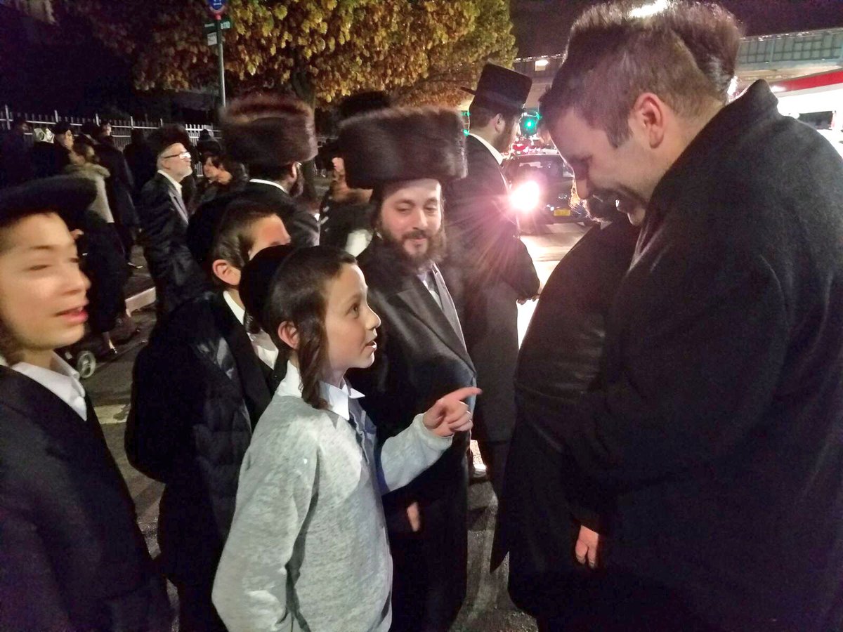 TeamHikind's tweet photo. .@YoniHikind at the Viznitz Begleiten. https://t.co/JmL36fN4B9