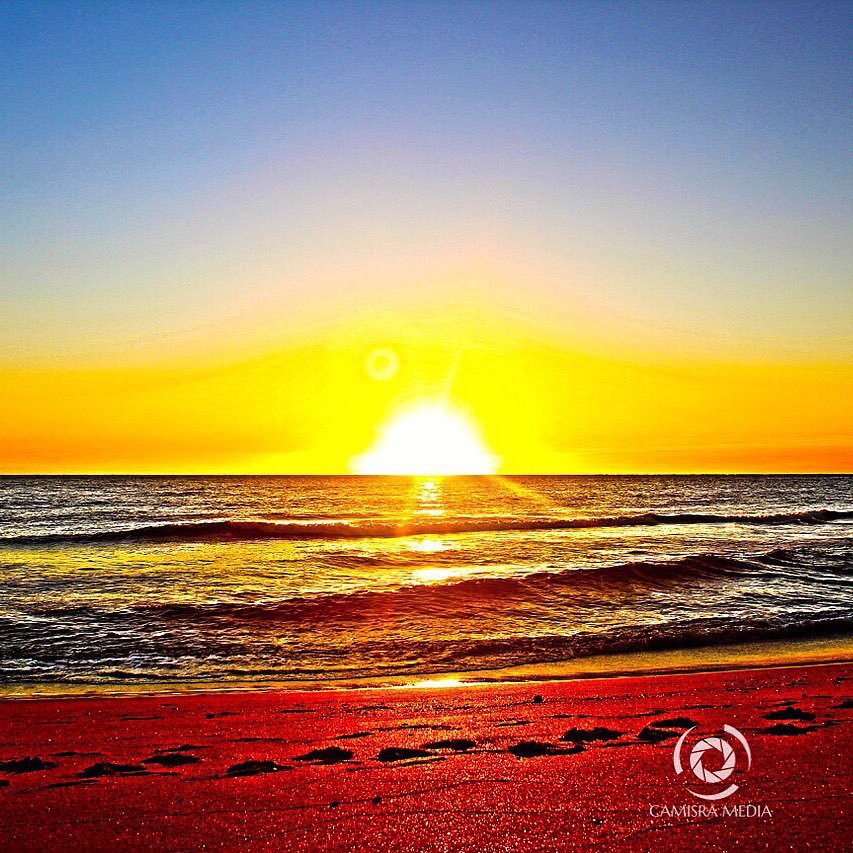 CamisraMedia's tweet photo. Morning Sunshine ☀️ #Beach #Sunrise #Sun #Star #Ocean #Atlantic #Atlanticocean #Photography #Morning #photographylife #riseup #camisramedia https://t.co/iXQFOcfLpa