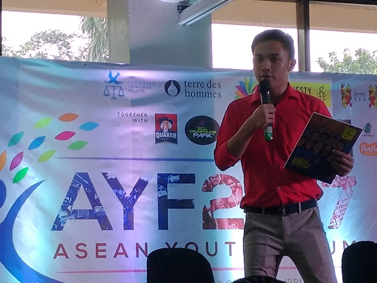 ayfphilippines's tweet photo. Keynote Panel: Ninian Sumadia & Lia Toriana (AYF Regional Think Tank) and Ray Andrew Villafuerte (Amnesty Int'l) #AYF2017 #FreeAndOpenASEAN https://t.co/5iWac3jWZi