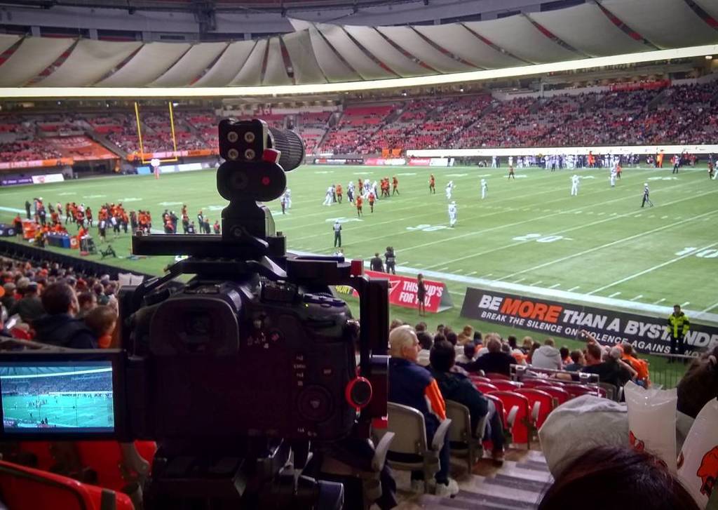 KevyBCBaby's tweet photo. Go #bclions #CFLGameDay #cfl #filming for the #pafn #autism #digitalcyclops #videos https://t.co/eOFTsfm87r https://t.co/lNJh3dhBn3