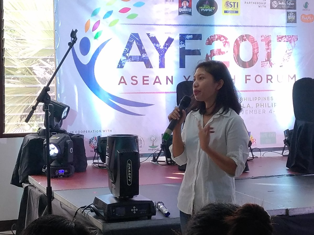 ayfphilippines's tweet photo. Keynote Panel: Ninian Sumadia & Lia Toriana (AYF Regional Think Tank) and Ray Andrew Villafuerte (Amnesty Int'l) #AYF2017 #FreeAndOpenASEAN https://t.co/5iWac3jWZi