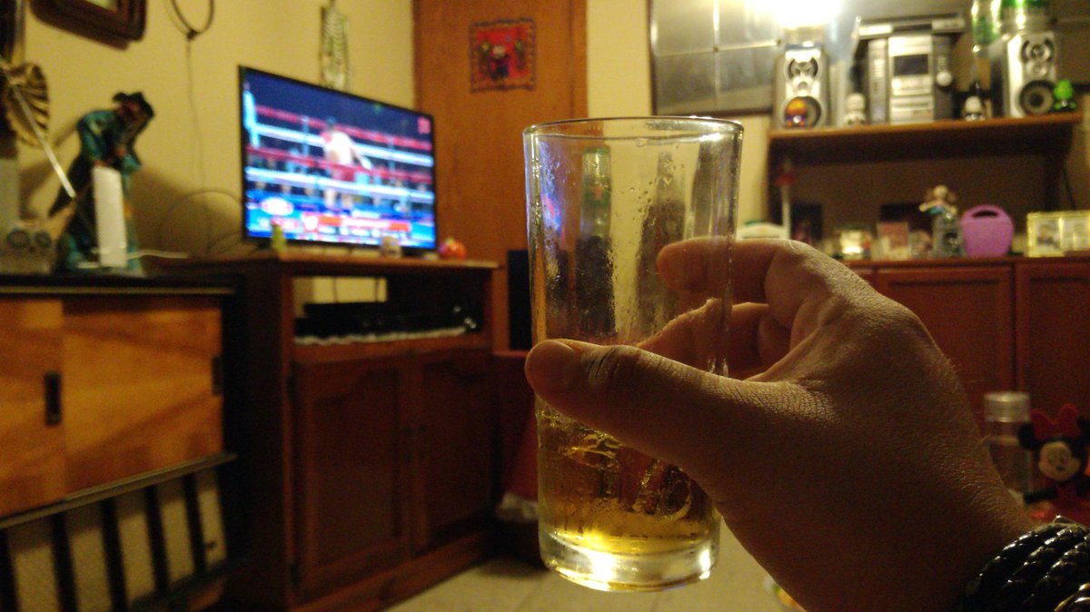 chepuii's tweet photo. Salud...2 desde Puebla a todo el equipo @BoxAzteca7 @lamazon_oficial @barreratapia @elzarcaguilar @Jcchavez115 @terrible100 #haytiro https://t.co/zXtAuN3m0N