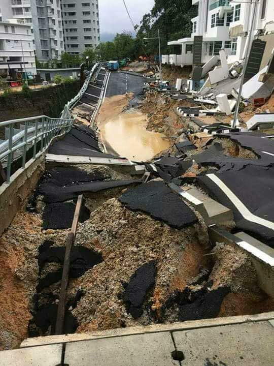 Sureen03's tweet photo. #PrayforPulauPinang https://t.co/BjVx4lgY0y