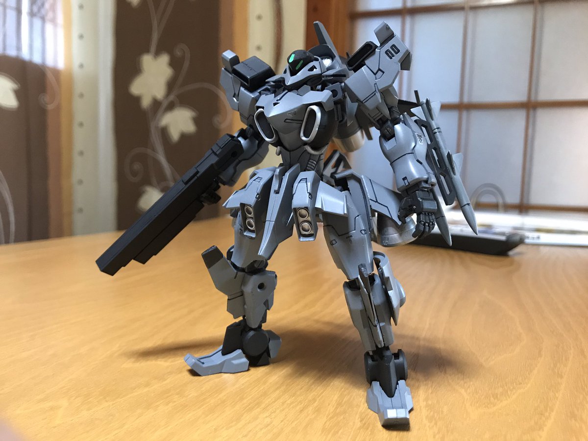 みょうじん Twitter ನಲ ಲ 飛行小型fa完成 小型fa クレイモア 小型化と推進器の増設で単独飛行を目指した機体 二連装 リニアライフルを装備し空対空能力を強化した 試作兵器のレーザーソードも搭載されているが 起動すると数分で燃料切れになる為 基本的 みょうじん Twitter ನಲ ಲ 飛行小型fa完成 小型fa クレイモア 小型化と推進器の増設で単独飛行を目指した機体 二連装 リニアライフルを装備し空対空能力を強化した 試作兵器のレーザーソードも搭載されているが 起動すると数分で燃料切れになる為 基本的
