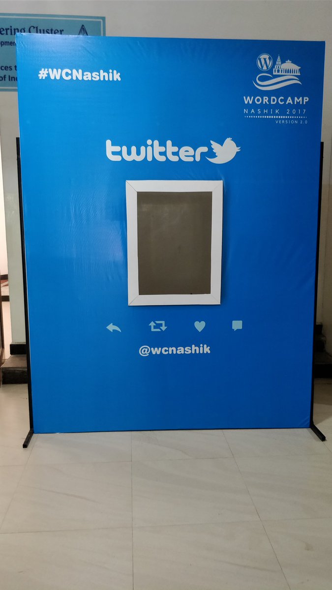 Ekbyte's tweet photo. Clean #minimalist #Selfie #Counter #TwitterFrame at @wcnashik #WCNashik #WordCamp https://t.co/J9n3OwYp4c