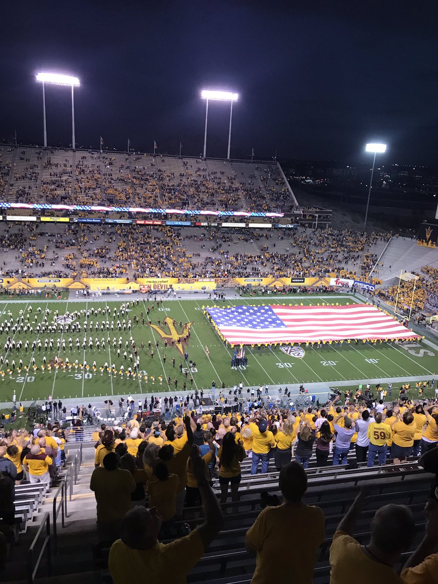 ClHeiler's tweet photo. Great win tonight @FootballASU grateful for the love and respect for our great country! #PT42 @asupresoffice https://t.co/Dvf9pUUSZC