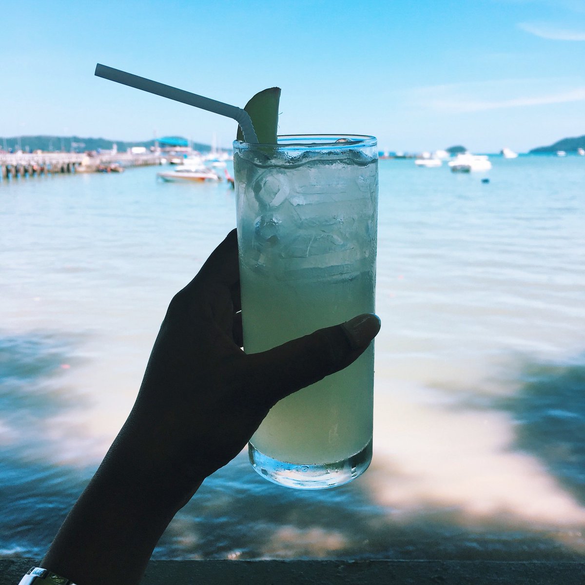pipabella's tweet photo. Sunday Funday! Don’t waste the weekend.. we sure don’t. 🍹
📷 @snehaslair 

#WheresPB #Sundaze #PipaBella https://t.co/vznBcmNCHd