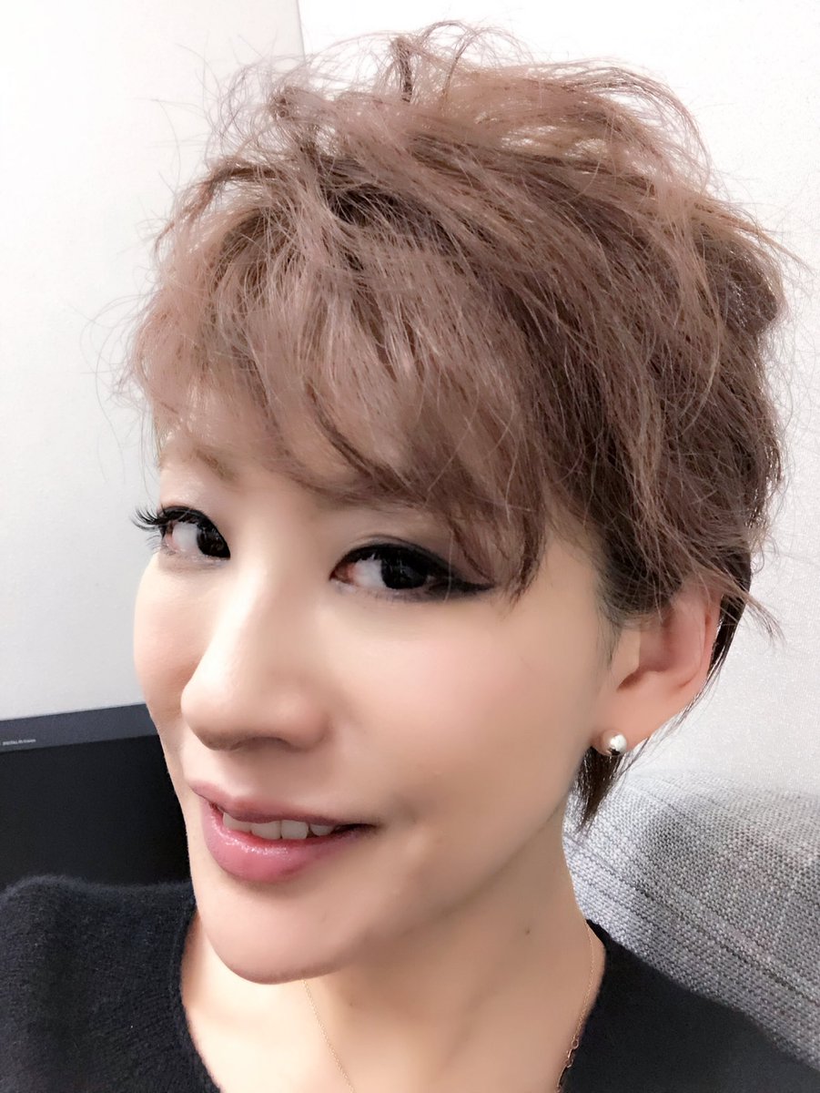 朴璐美