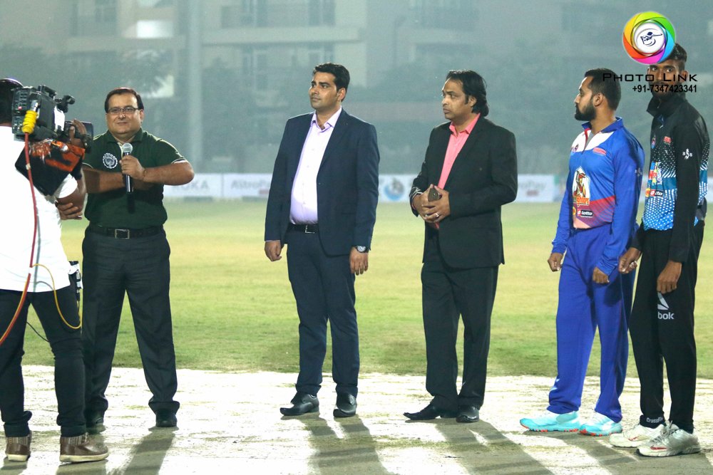 PMCL9's tweet photo. PRO MASTERS CRICKET LEAGUE ORGANISED BY SAMBHAV EVENTS &amp; SPORTS PVT. LTD (LIVE TELECASTED ON NEO SPORTS). https://t.co/VfYbo0ngRX