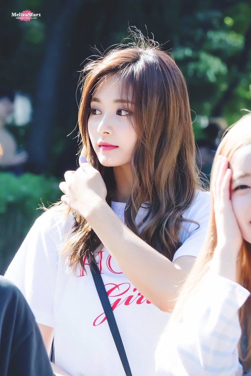 0614_Tzuyu25's tweet photo. タグ付けしまーす🙌

#ONCEともっと繋がりたい
#フォローされたらフォロバ行きます
#RTしたONCE全員フォロー https://t.co/Z4zoyGZDiw