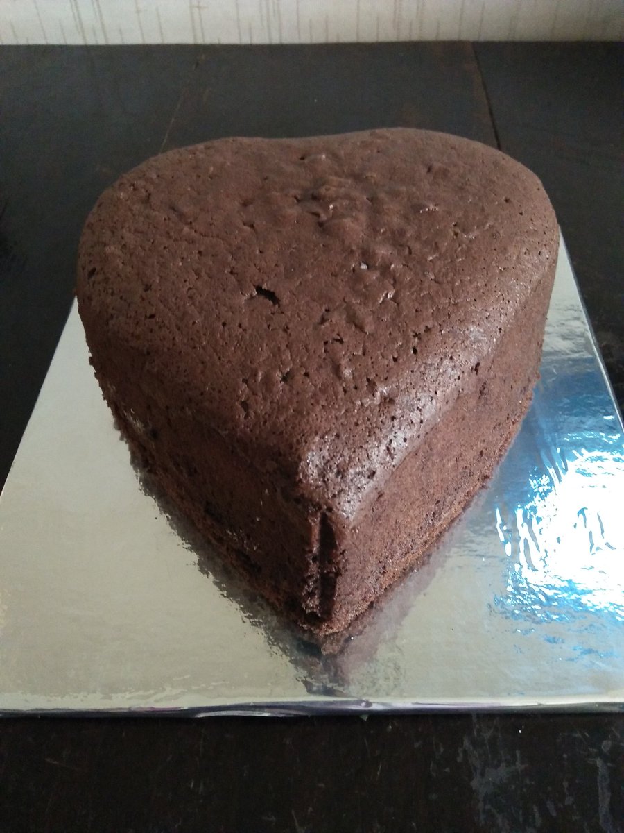 lynntonbakers's tweet photo. #cake
#plaincake
Order yours now
https://t.co/Bsc51URYUA https://t.co/uJYZJNP6uK