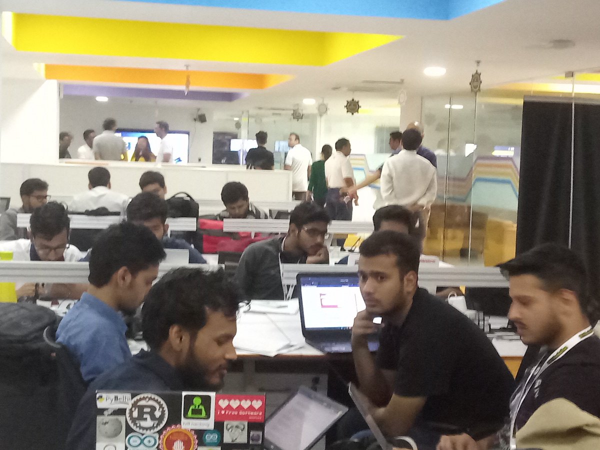 EY_India's tweet photo. Intense coding continues at the #EYHackathon in Delhi-NCR #Digital #IntelligentAutomation https://t.co/mK3nMzvhlj