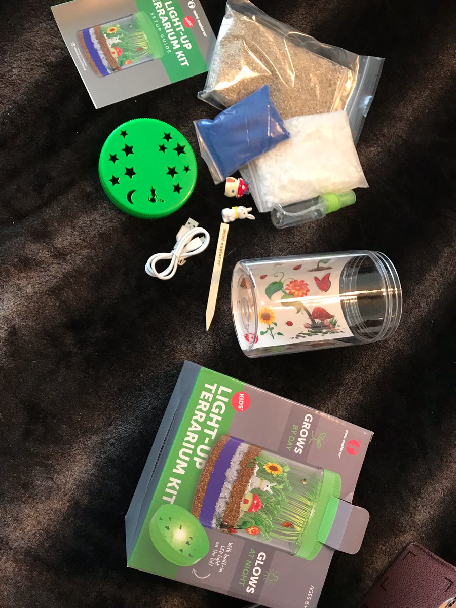GenaMcElhose's tweet photo. Love this early Christmas gift!!
#GiftIdea #TerrariumKit #PlantersChoice
https://t.co/Xv86btyJFu https://t.co/TFq5YXgXhP