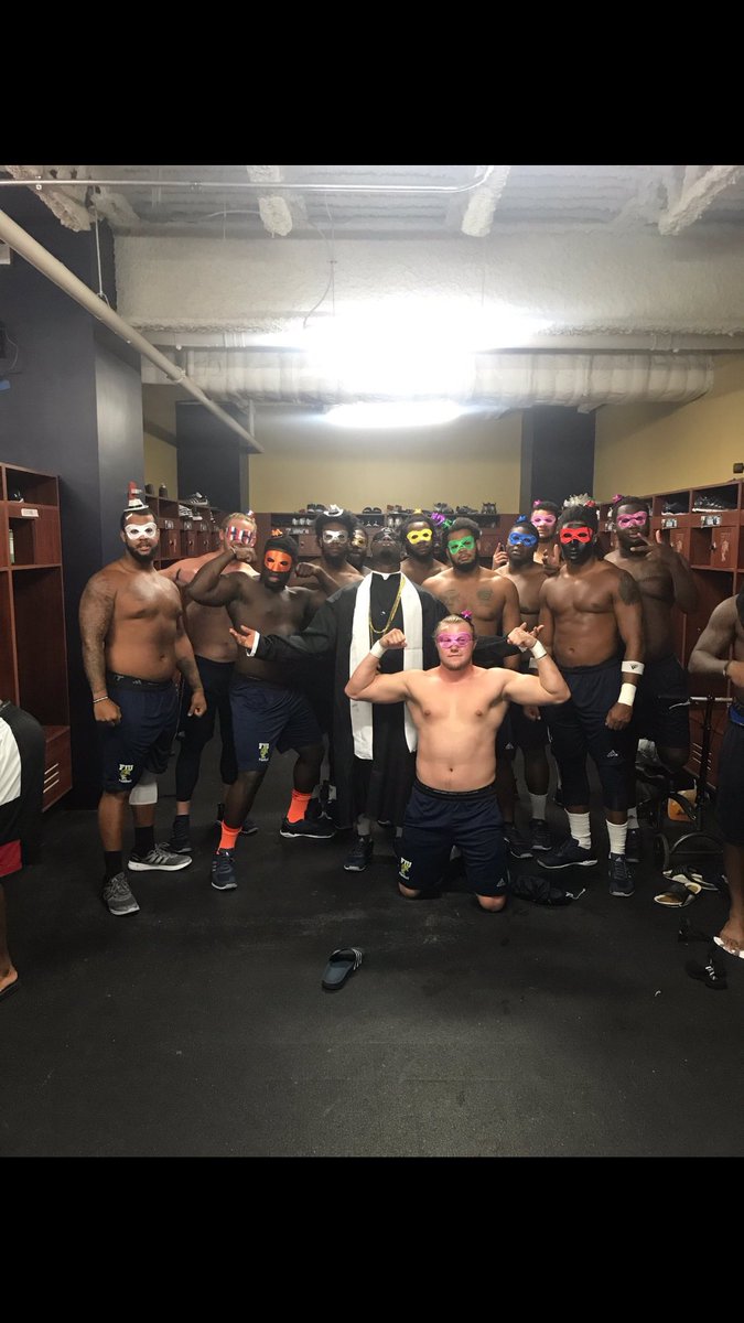CoachKHolmes's tweet photo. I am soooo proud of the DLine for putting in work and always believing. CONGRATS. #WeHaveFun  #WhyNotUs #FIUbowling #ButchBall
 #DL-DL-DL https://t.co/Jv2Yg2Wuod