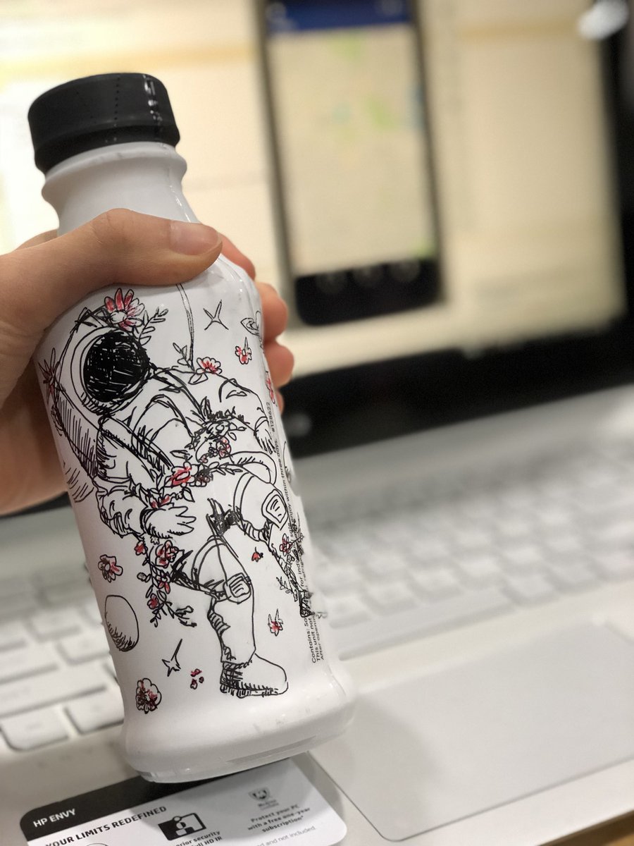 gracelotq's tweet photo. my disaster relief hack is the rEAL disaster but at least i have @soylent !! #SoylentCanvas @MLHacks @gotechnica #technica17 #Technica2017 https://t.co/qAyrrYtKck