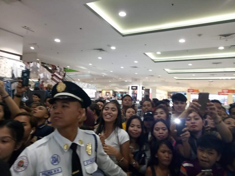 loiyalagnes's tweet photo. Congrats bebe @iamAndalioLoisa sa isa na namang successful event! Looking forward sa 4th Leg ng #EBSecretsOut 🙏
LOISA EverBilenaMalltour https://t.co/jftibo1HSg