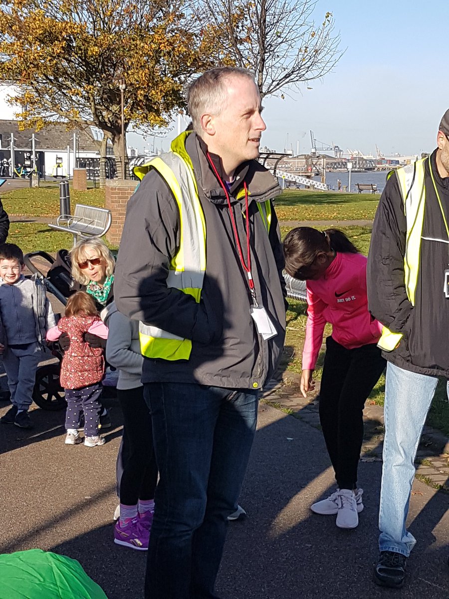 Gravesendjpr's tweet photo. Delighted to see special guests @graveshambc including the mayor, Jonathon @shornewparkrun Event Director and other supporters #loveparkrun https://t.co/vuywUuQN5I