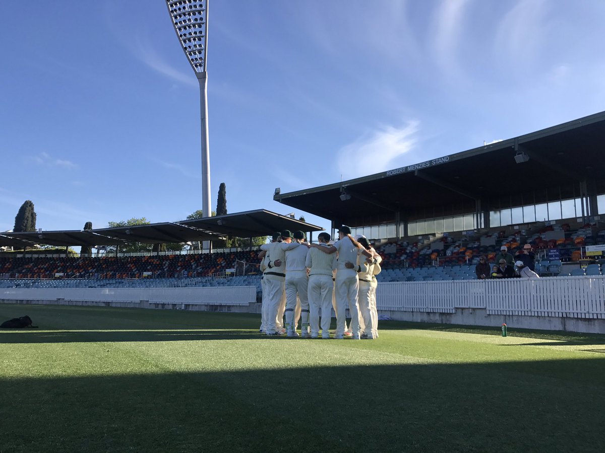 AusWomenCricket's tweet photo. We need 10 wickets. ACT need 270 runs. 44 overs left. Let's do this. #AUSvACT #WomensAshes https://t.co/rnU978mXz6