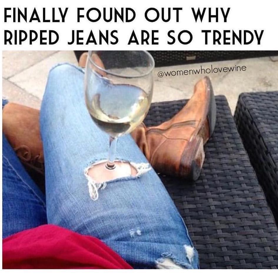 TexasUncorked's tweet photo. It's all starting to make sense now... #wine #winewednesday #fashionadvice #wineholder #jeans https://t.co/0BVYzAbp6E