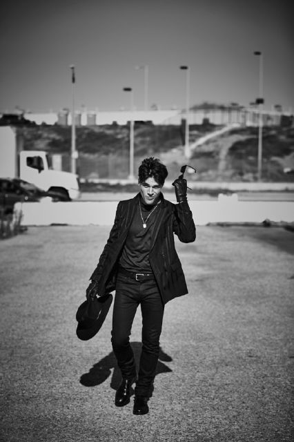 ♛ ⁝ ⁿᵉʷ ˡººᵏ,
                 ˢᵃᵐᵉ  ＰＳＹＣＨＯ