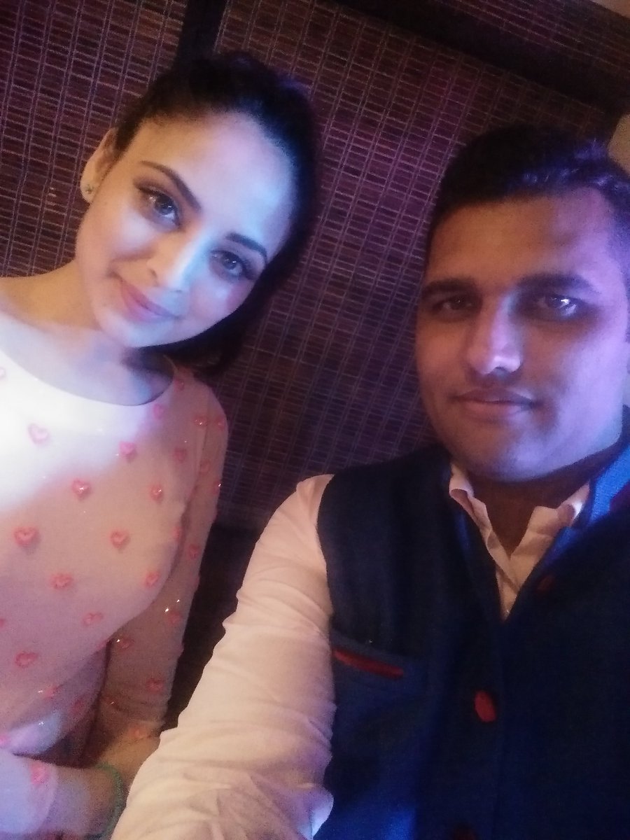 SultanMalik0's tweet photo. #Successfull #Auditions #Dehradun #After #Party #NINTM2017 @ZoyaAfroz @Modelsnight11 https://t.co/eRI1ygDCMP