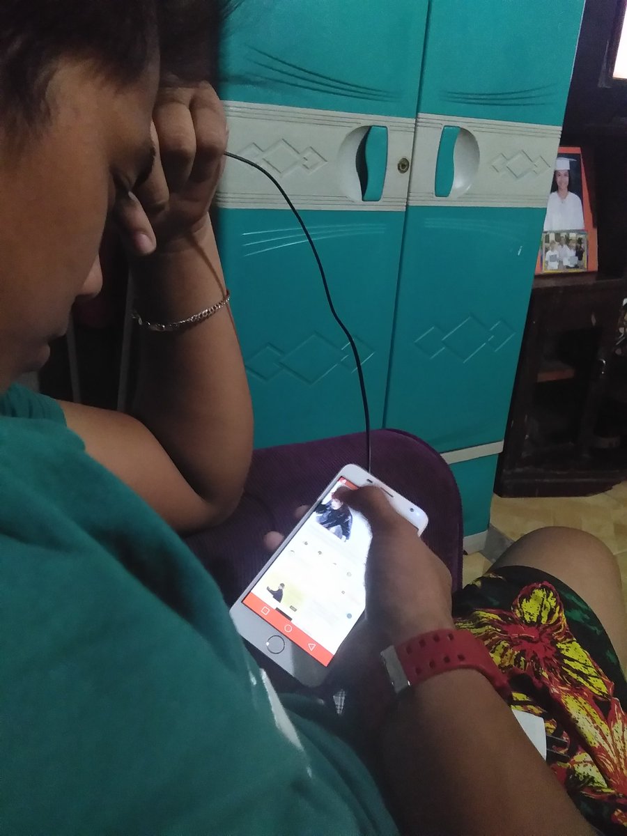 RobinasPrinces's tweet photo. Yung boyfriend mong nahawa na sayo 😂 #cypher3 #KeepGoing_PH_ARMYs https://t.co/7fHx8Q0g9Q
