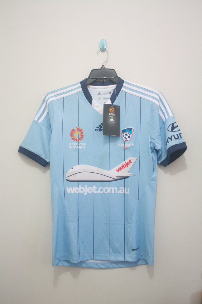 utdfootball's tweet image. #UFA3
SYDNEY FC Home
size S
50x71
BNWT
noda di perut
BIN 300
#UFAuction