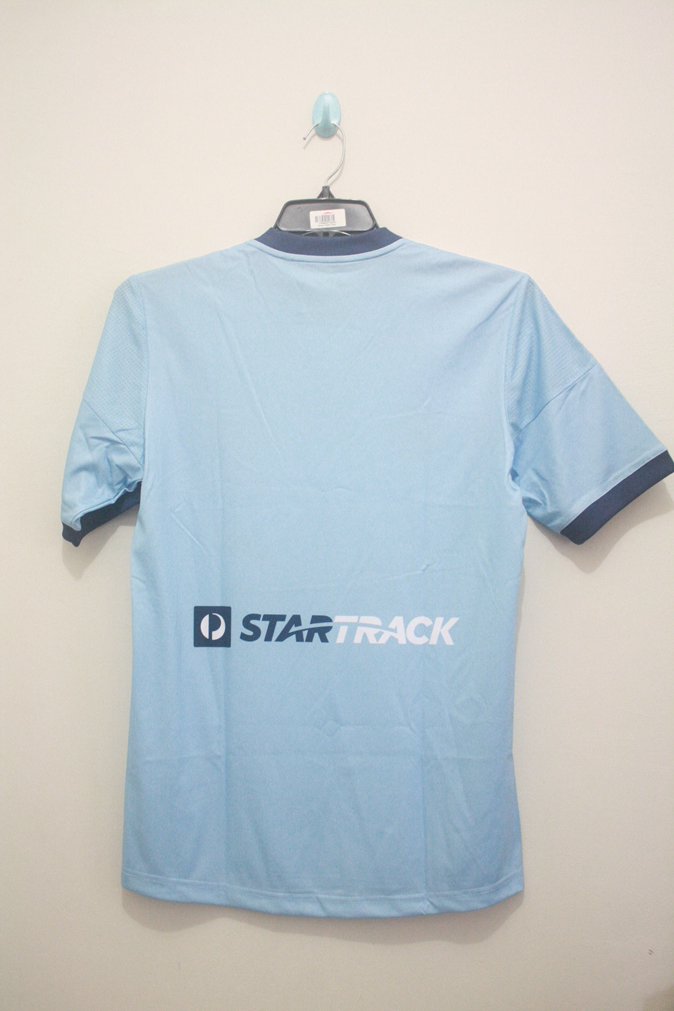 utdfootball's tweet image. #UFA3
SYDNEY FC Home
size S
50x71
BNWT
noda di perut
BIN 300
#UFAuction