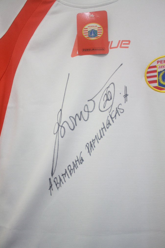 utdfootball's tweet image. #UFA4
Persija Away
Signed BP20
size L
57x70
BNWT
no minus
BIN 800
#UFAuction
