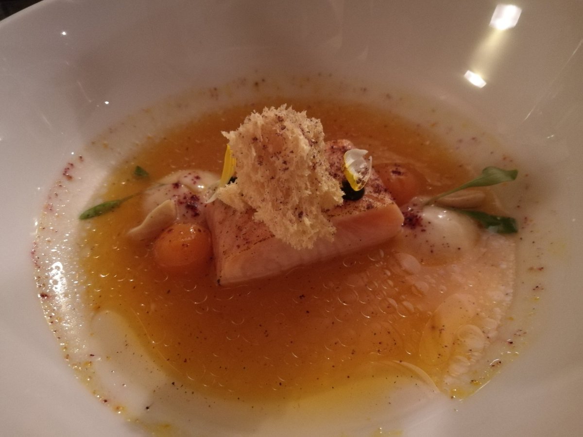 klawunder's tweet photo. Flying Media: Gourmet Dreh im Maximilian's in #Oberstdorf #maximillians #exoreromantik #romantikhotels #dasfreiberg #flyingmedia https://t.co/BpobnjM4hU