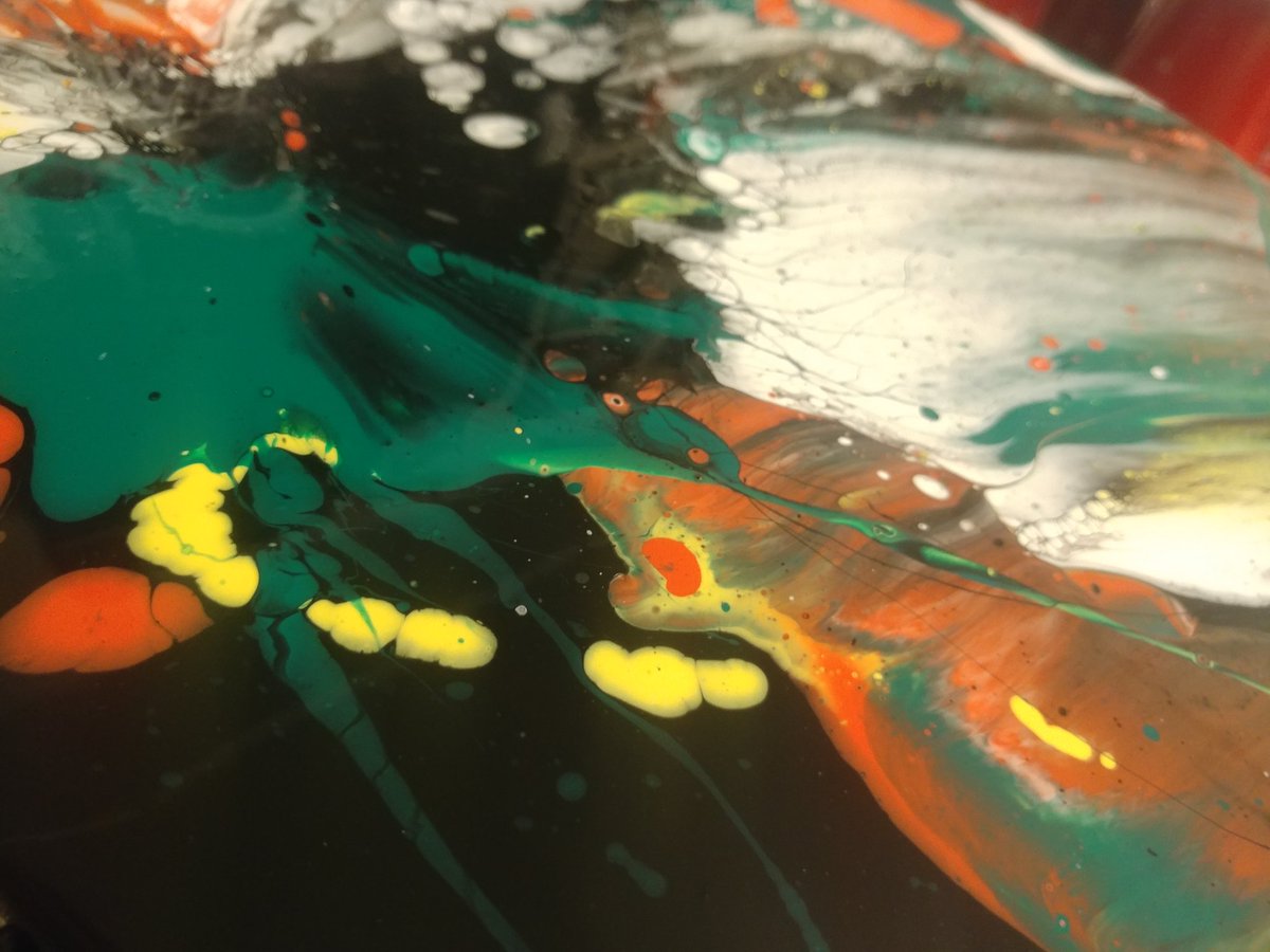 redideo's tweet image. This one's ready. #fluidpainting #fluidart #abstractart #art #SanDiego #artforsale #vinyl #record #giftideas #interiordesign #crazy #sd