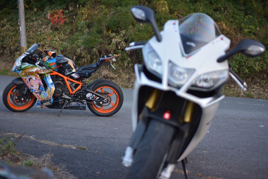 _beni_omusoba's tweet photo. 現在の場所
Aprilia多くないですか…
#aprilia
#rsvmille
#RSV4 https://t.co/eLDOdPOZ2T